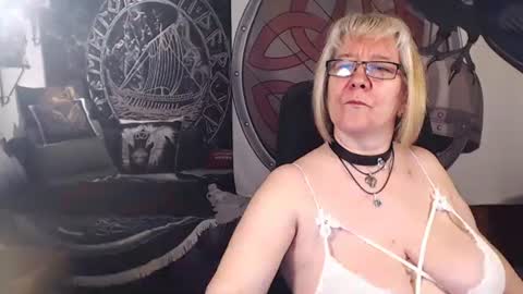 Snapshot of kleiner_teufel chatting on February 26, 2025, 5:28 pm Michelle online show from February 26, 2025, 5:28 pm