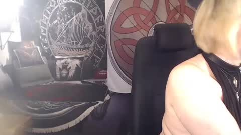 Snapshot of kleiner_teufel chatting on March 2, 2025, 5:01 am Michelle online show from March 2, 2025, 5:01 am