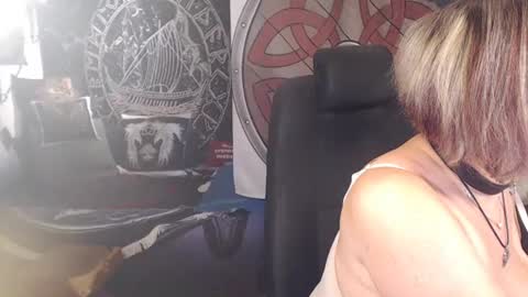 Michelle online show from July 19, 2026, 4:05 am