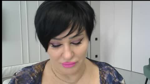 kleo901854860422 online show from April 21, 2026, 12:00 pm