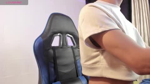 KLEO online show from November 27, 2025, 11:29 pm