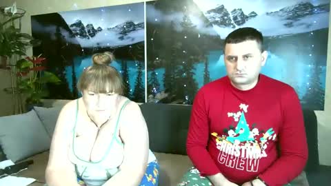 Kleosnow online show from February 4, 2025, 7:44 pm
