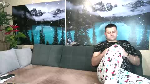 Kleosnow online show from February 5, 2025, 9:46 am