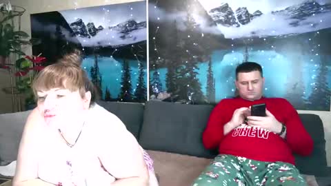Kleosnow online show from February 6, 2025, 12:48 pm