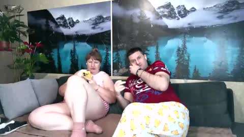 Kleosnow online show from February 10, 2025, 9:04 pm