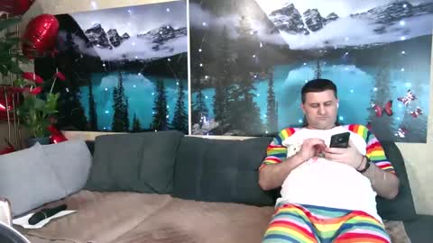 Kleosnow online show from February 17, 2025, 8:26 pm