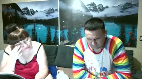 Kleosnow online show from October 1, 2025, 8:26 pm