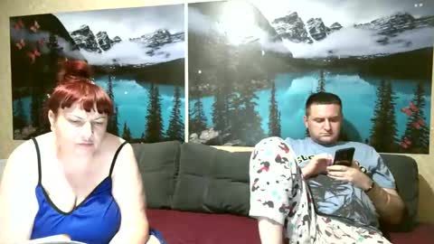 Kleosnow online show from November 6, 2025, 9:37 pm