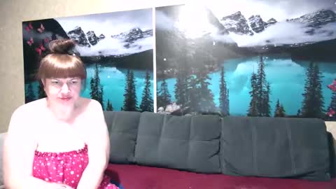 Kleosnow online show from April 27, 2026, 9:18 am