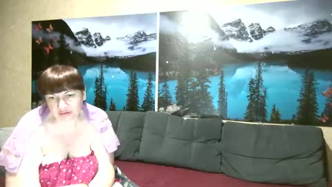 Kleosnow online show from June 7, 2026, 9:02 am