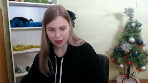 klerkarina online show from January 8, 2025, 6:09 am