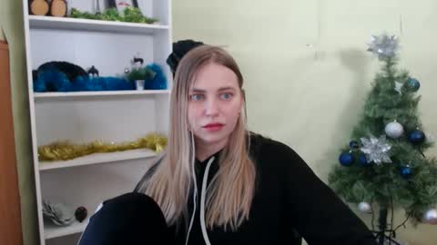 klerkarina online show from January 20, 2025, 8:52 am