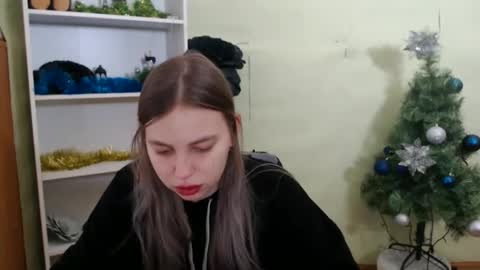 klerkarina online show from February 3, 2025, 6:02 am