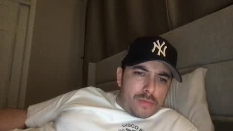 kling12034 online show from March 25, 2026, 11:22 pm