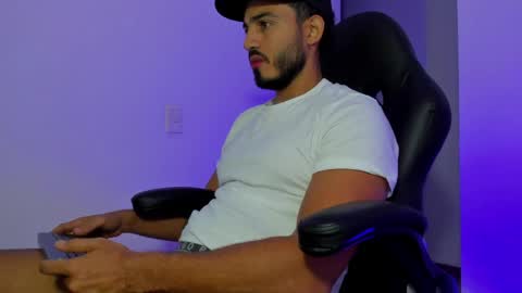 klinsmannwalton online show from March 18, 2026, 10:18 am