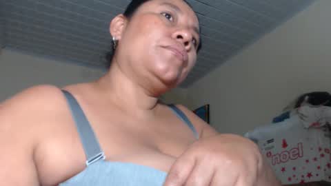 Snapshot of kloe_boobs chatting on January 28, 2025, 11:28 pm Kloe online show from January 28, 2025, 11:28 pm