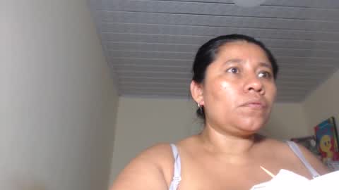 Snapshot of kloe_boobs chatting on February 11, 2025, 4:44 am Kloe online show from February 11, 2025, 4:44 am
