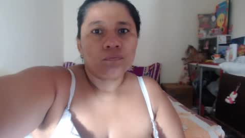 Snapshot of kloe_boobs chatting on February 15, 2025, 7:39 pm Kloe online show from February 15, 2025, 7:39 pm