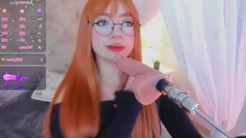 Snapshot of kloe_raize chatting on October 25, 2025, 11:43 pm Kloe online show from October 25, 2025, 11:43 pm