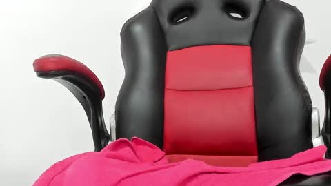 Snapshot of kloe_squirts chatting on February 10, 2025, 6:45 pm KLOE online show from February 10, 2025, 6:45 pm