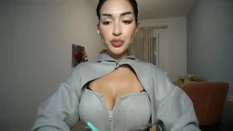 Klover online show from October 4, 2025, 6:39 pm