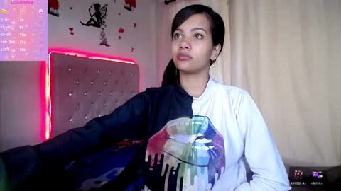 Valen online show from February 18, 2025, 2:38 pm