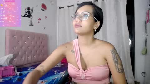 Valen online show from March 1, 2025, 11:58 pm