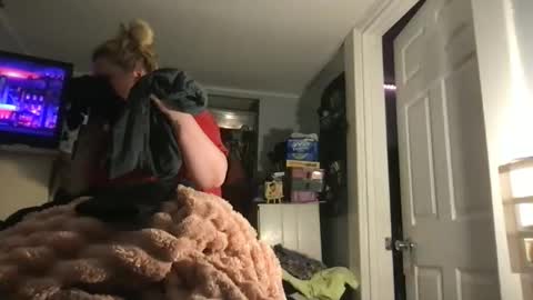 kmarie1196 online show from May 29, 2026, 10:19 pm