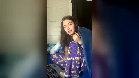 kmorrison4906 online show from February 5, 2026, 5:50 pm