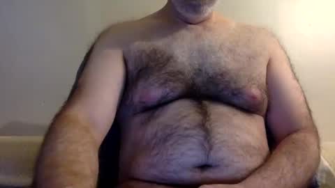 Snapshot of knbnyc chatting on February 22, 2025, 12:40 pm knbnyc online show from February 22, 2025, 12:40 pm