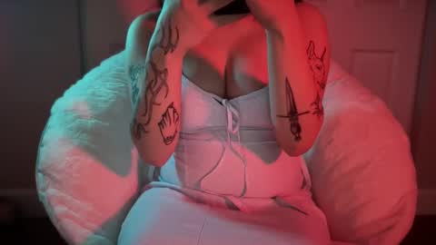 knextdoor online show from January 12, 2026, 11:10 pm