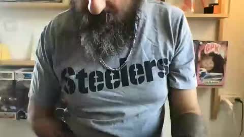 knicker76 online show from October 24, 2025, 8:11 am