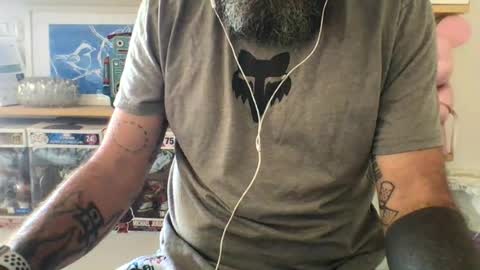 knicker76 online show from August 9, 2026, 7:35 am