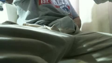 knickfranco online show from October 8, 2025, 1:58 am