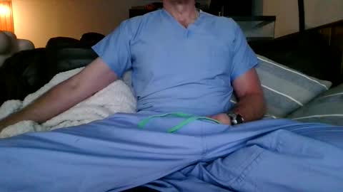 Knight3975 online show from October 20, 2025, 2:17 pm