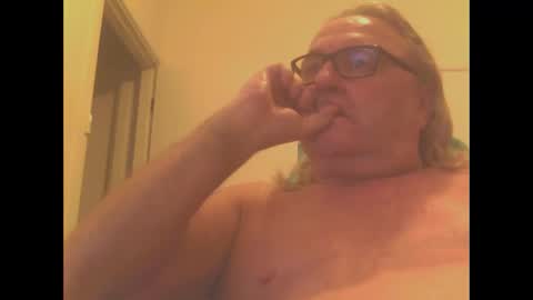 knobout online show from January 5, 2025, 1:04 pm