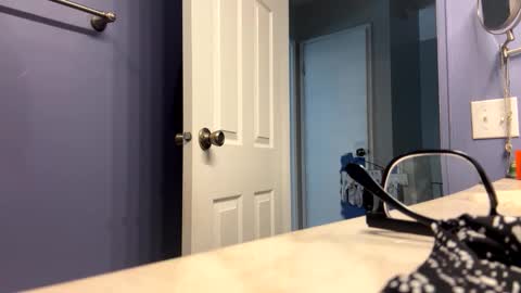 Snapshot of ko_rides chatting on October 27, 2025, 4:33 pm ko_rides online show from October 27, 2025, 4:33 pm