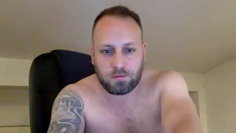 hugo online show from December 14, 2025, 2:06 am