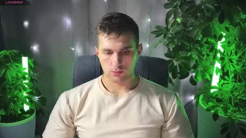Sweet boy online show from February 20, 2025, 9:42 pm
