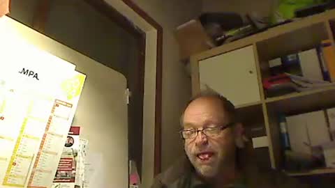 kokin3034 online show from November 21, 2025, 5:06 am