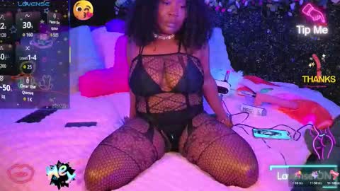 kokocherry00 online show from December 5, 2025, 1:25 am