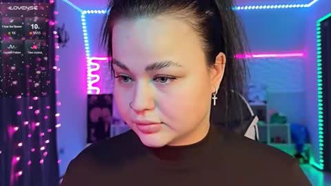 Mia online show from February 1, 2026, 12:59 pm