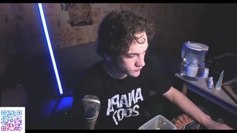 Kolya Kayne online show from April 28, 2026, 4:17 am