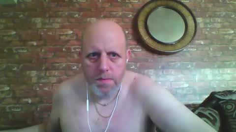 Neil online show from January 3, 2025, 10:31 am