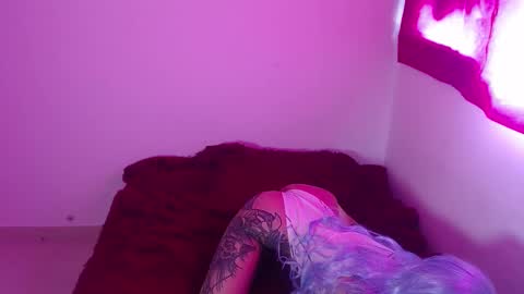 konekokawai online show from February 26, 2026, 6:40 pm