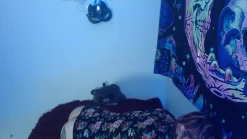 konekokawai online show from March 15, 2026, 4:57 pm