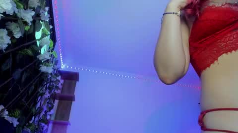 Kora Red online show from September 20, 2025, 3:24 pm