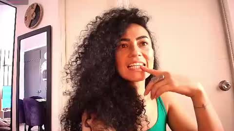 Snapshot of koral369_ chatting on June 10, 2026, 5:56 pm Koral online show from June 10, 2026, 5:56 pm