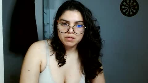 Karoll online show from June 11, 2026, 2:11 am