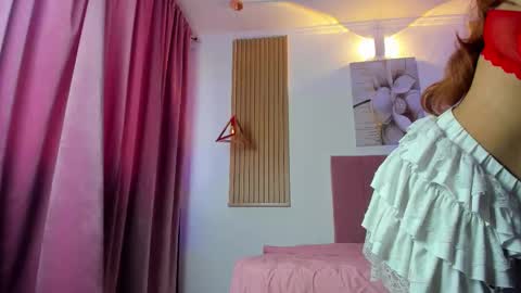 Snapshot of korarousee chatting on September 23, 2025, 1:25 pm Kora  online show from September 23, 2025, 1:25 pm